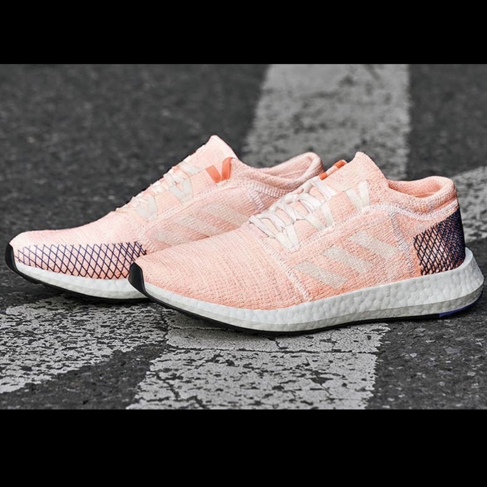 Adidas Pureboost Sz 10 peach/pink/blue